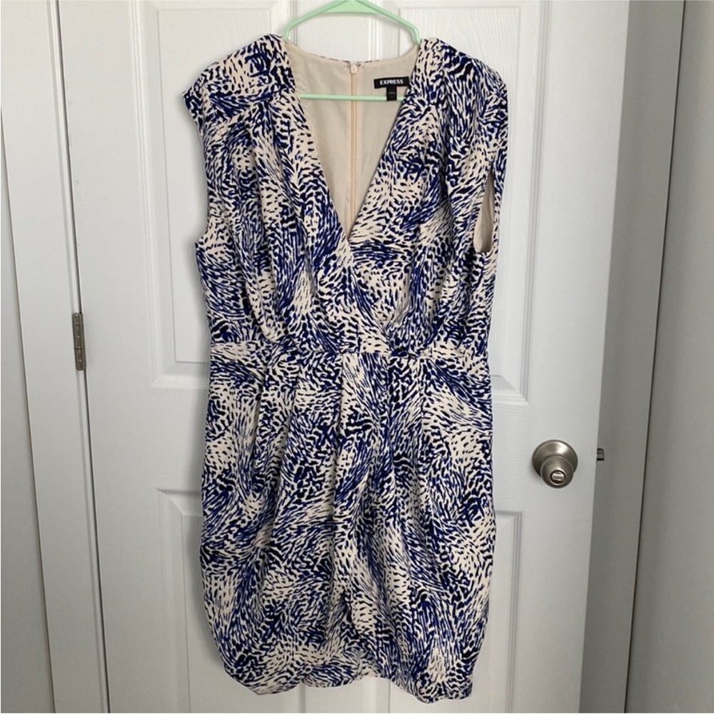 Express Blue and White Dress V-Neck Sleeveless, L